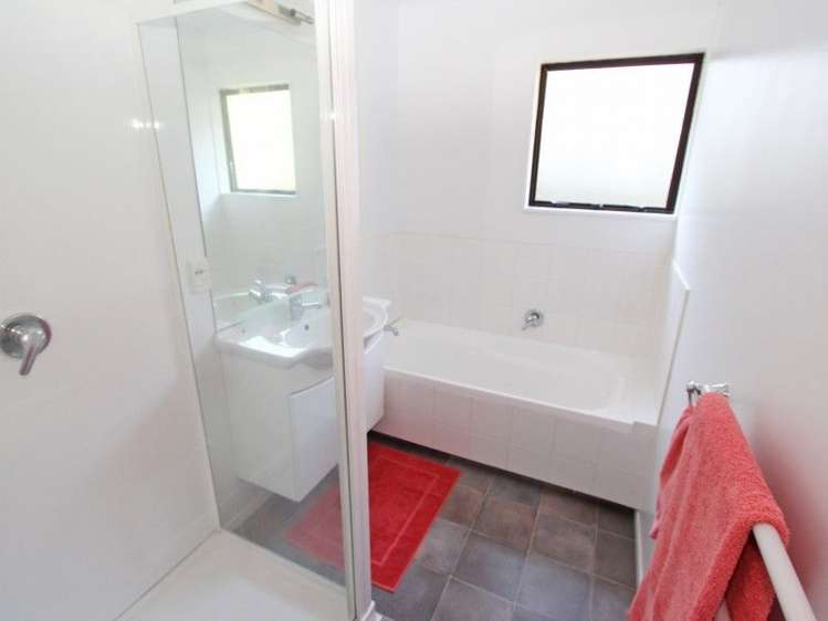 85 Leeward Drive Whitby_11