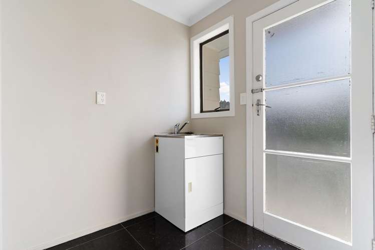 20 Vandeleur Avenue Birkdale_12