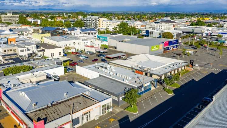 117E Avenue Road East Hastings Central_11