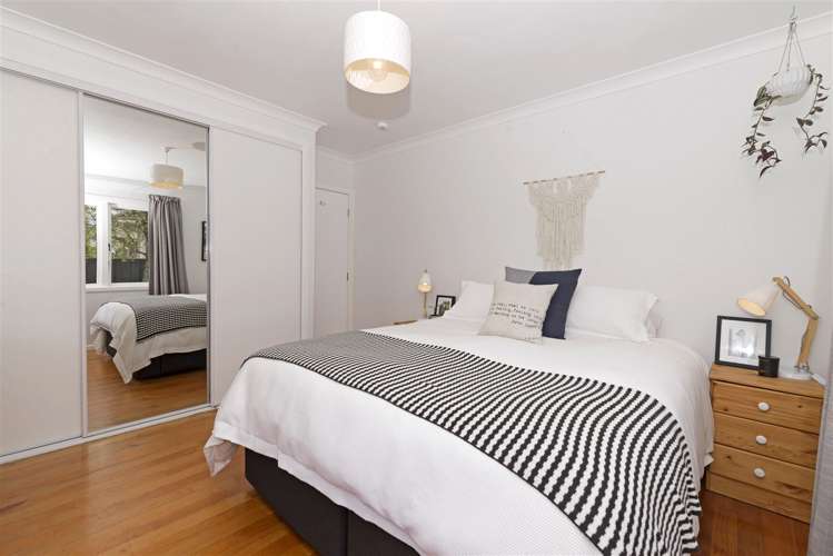 1/13 Essex Street Te Atatu South_13