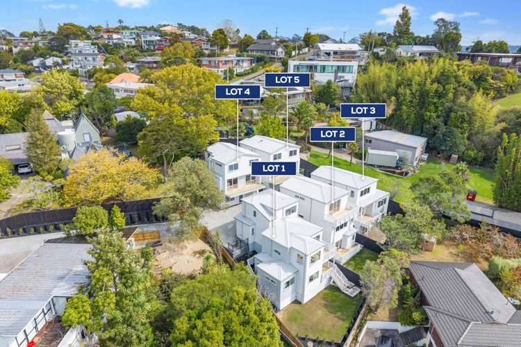 Lots 4/28 Girrahween Drive Totara Vale_32