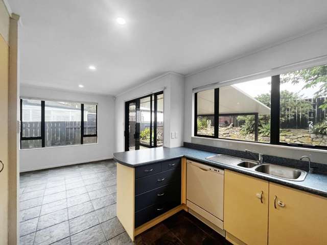 46 Dalfield Place Highbury_2