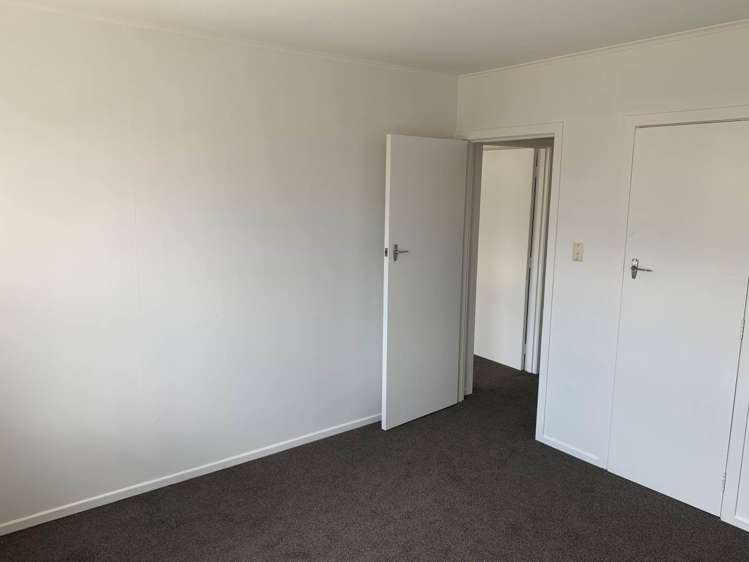 2/16 Blacklock Avenue Henderson_4