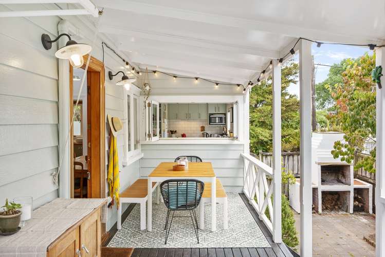 48 Eskdale Road Birkdale_10