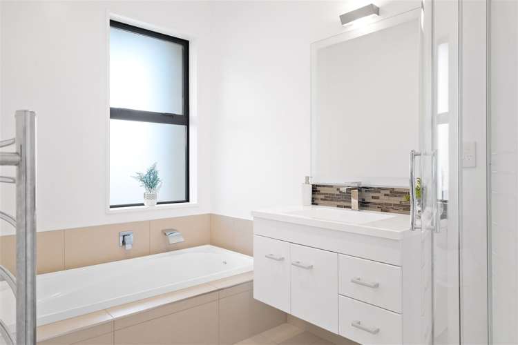 4 Mimosa Lane Yaldhurst_18