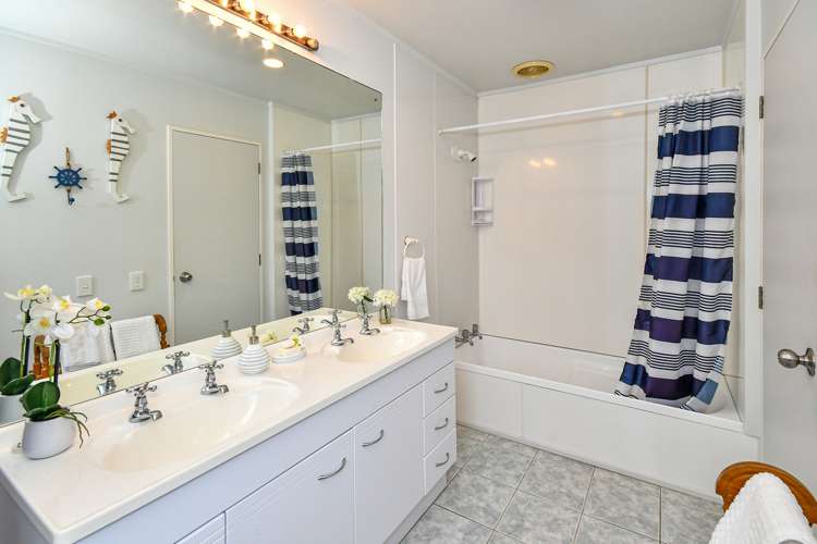 187 Walter Strevens Drive Conifer Grove_18