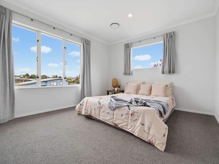 1 Birch Hill Place Dinsdale_17