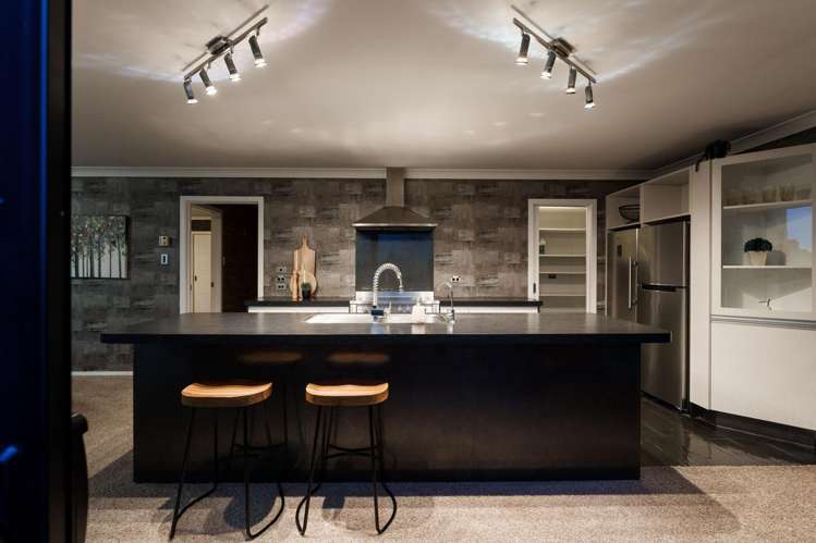 25 Tunnel Beach Road Blackhead_10