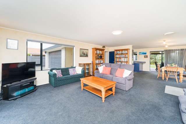 69 Meridian Grove Kelvin Grove_2