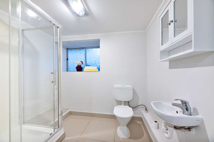 34 Arlette Place Massey_18