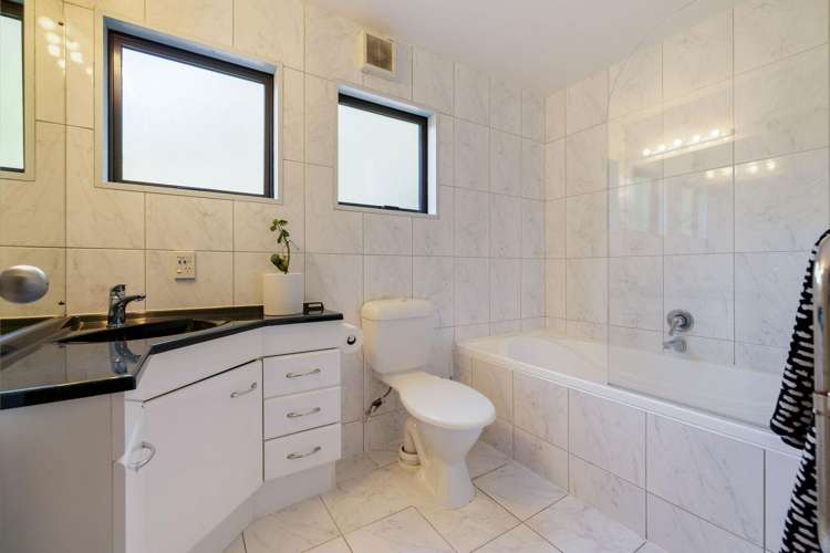 37 Larch Hill Place Queenstown_13