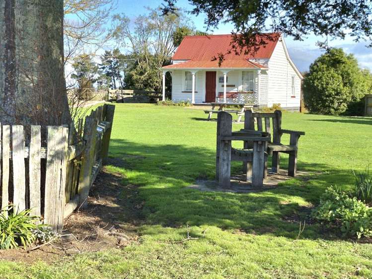 82 Bridge st Onga Onga_21