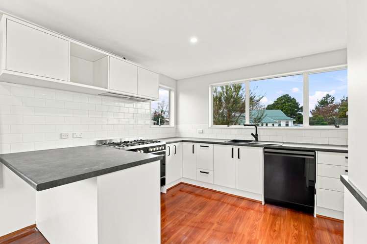 258 Valley Road_5
