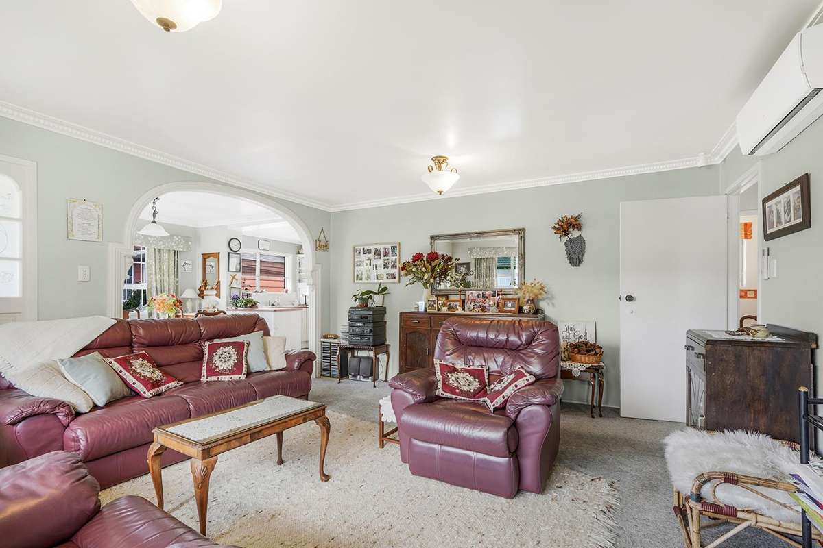950A River Road_2