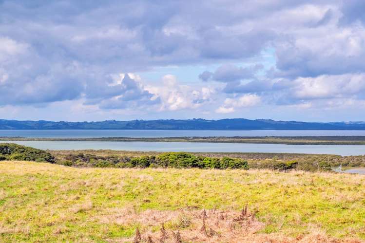 143d Tuparekura Road South Head_8