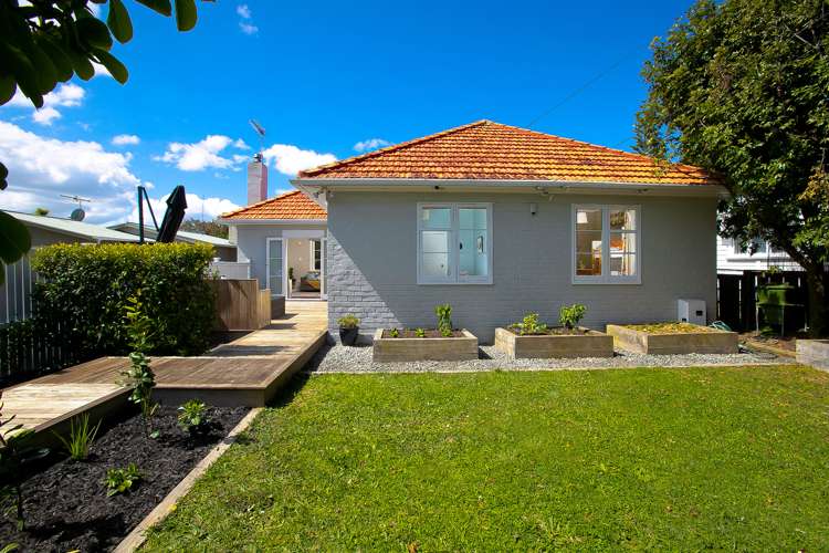 11 Kiwi Road Point Chevalier_22