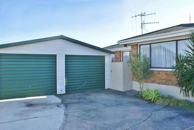 47 Emmett Street Greerton_2