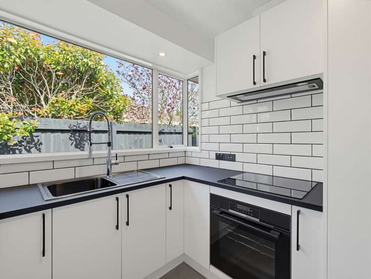 20a Sylvan Street Hillmorton_15