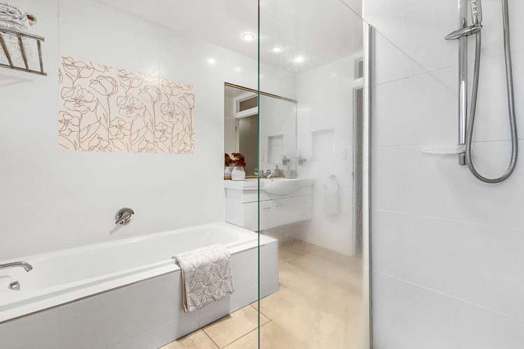 10 Gemini place_5