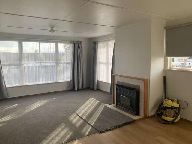 2 Chambers Crescent 2124_2
