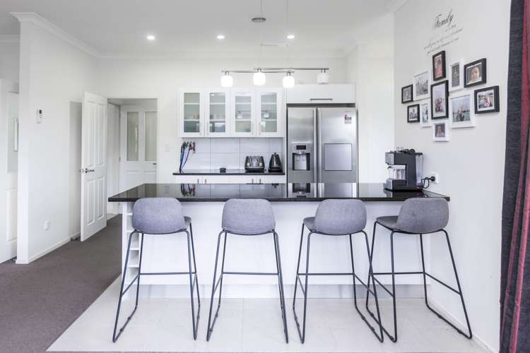 90 Kirton Drive Riverstone Terraces_21