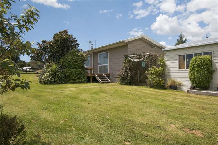 39 Leyland Road Whakamarama_11