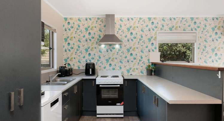 128B Karewa Parade 1131_4