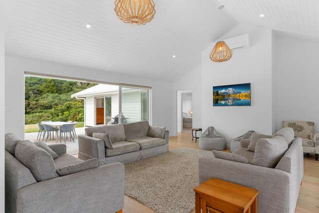 24 Waterman Drive Langs Beach_1