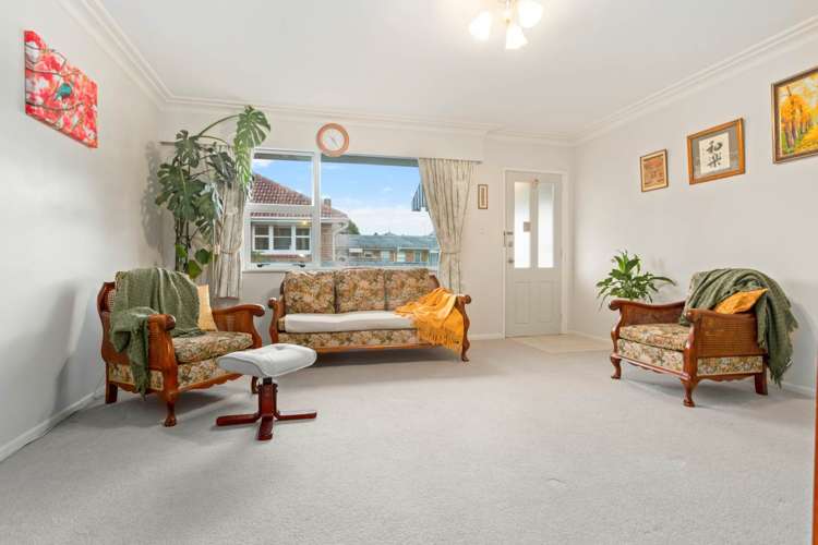 2/93 Symonds Street Royal Oak_5