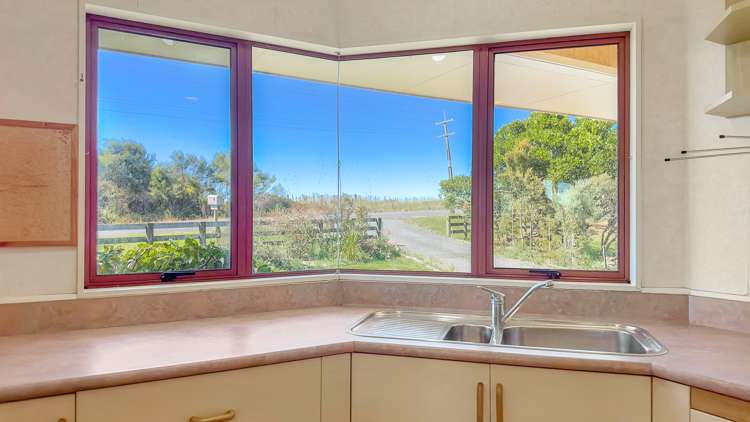 77 Esk Road Miranda_14