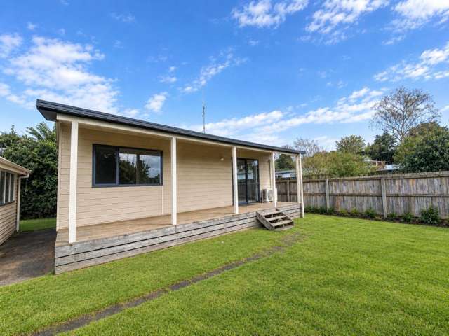Freshly Decorated Hillcrest Gem with Double Garage