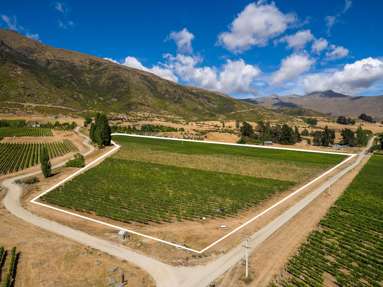 Lot Lot 2,/177 Gibbston Back Road_1