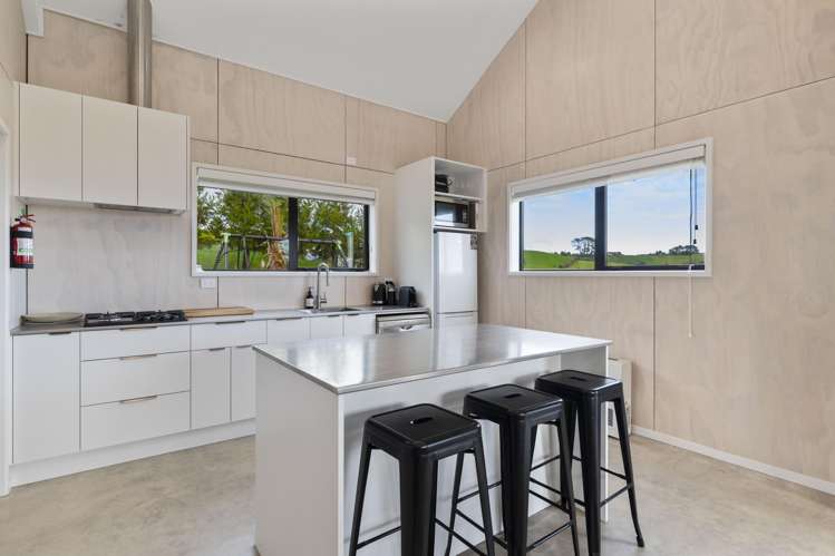 378 Hursthouse Road Tarurutangi_14