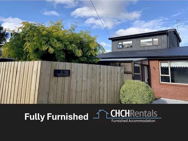 FULLY FURNISHED BEAUTIFULLY SYTLED REAR TOWNHOUSE IN PRIME LOCATION!