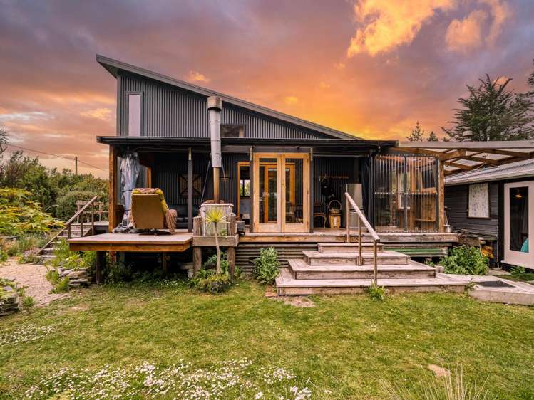 8 Beach Road Long Beach_1