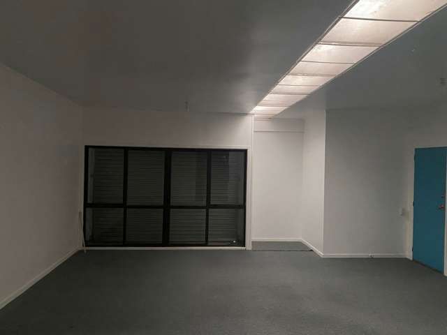 178 Main Road Tawa_1