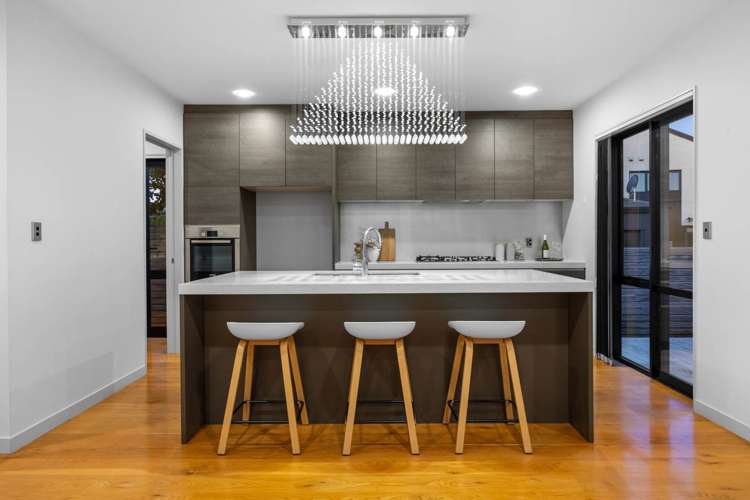 7 Eastreef Court Long Bay_10