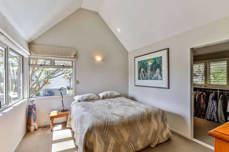 1/2 Marine Parade Herne Bay_12