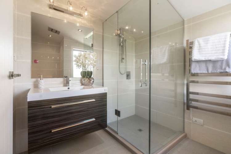 8a Hubert Henderson Place Remuera_19