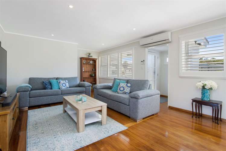 1 Queen Street Waihi Beach_8