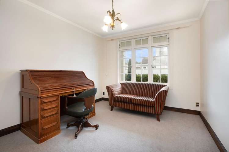 6 Cheviot Road Lowry Bay_16