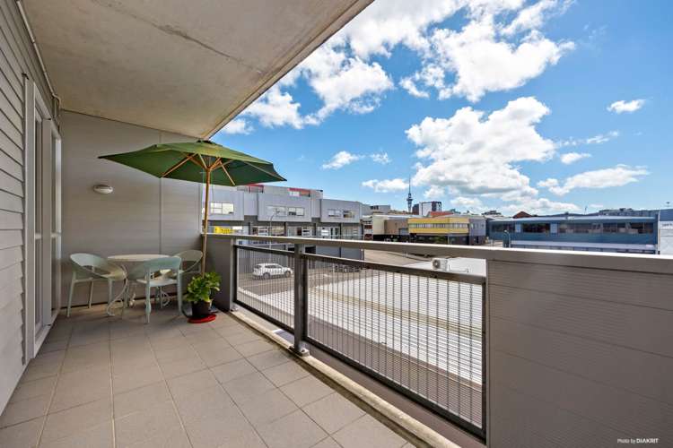 2F/1 Ophir Street Grey Lynn_10