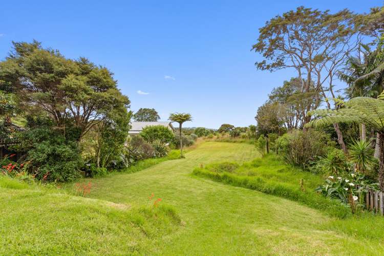 428 Huia Road Laingholm_22