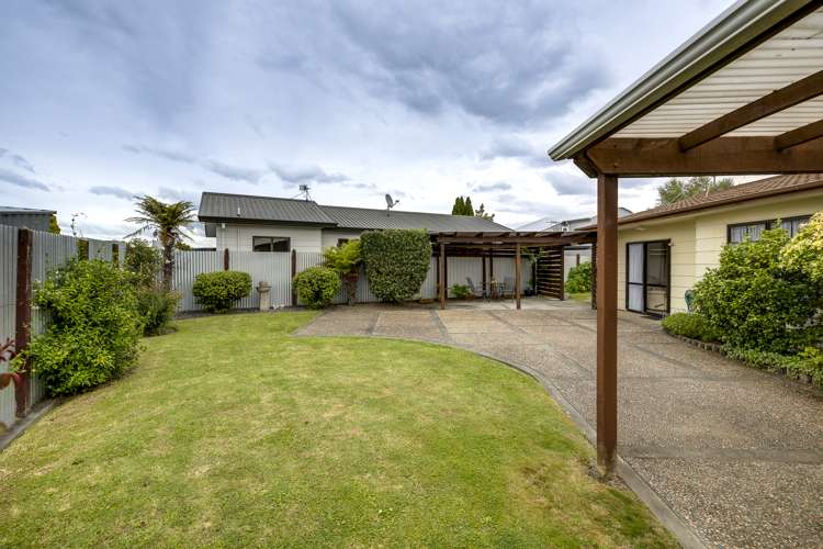 17 Jeffares Place Taradale_7