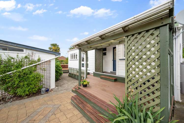 56 George Street Blenheim Central_35