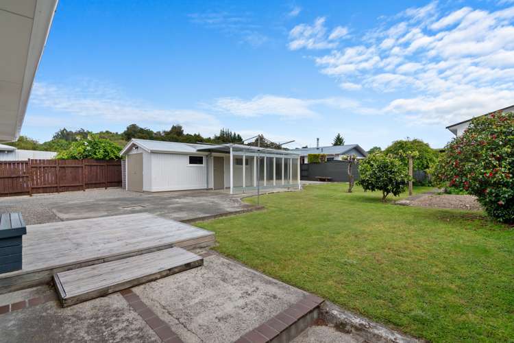 52 Eighty Eight Valley Road Wakefield_19