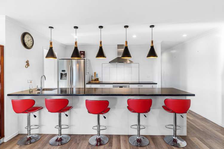 85 Vineyard Road_5