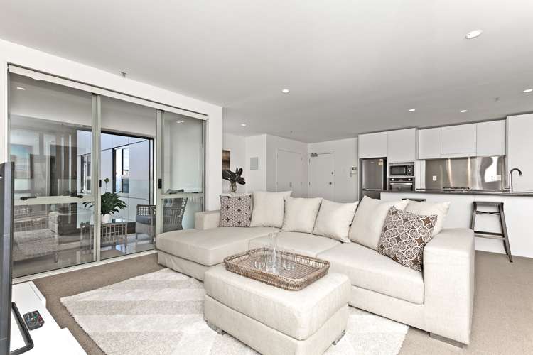 9e/196 Hobson Street Auckland Central_1
