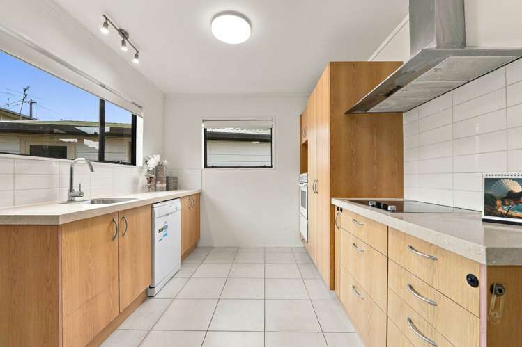 2/71 Selwyn Crescent Forrest Hill_7