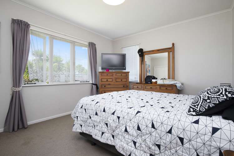 1/1 Edmund Hillary Avenue Papakura_4